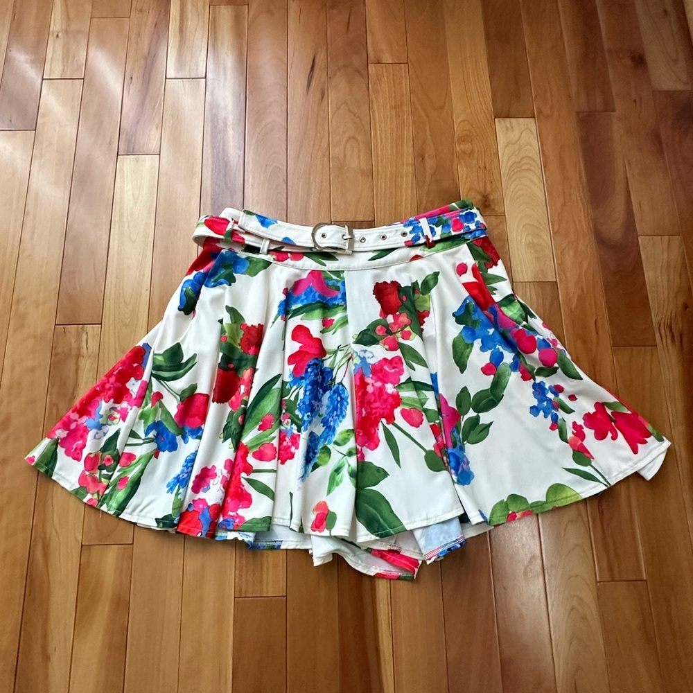 Marciano Floral Skort!